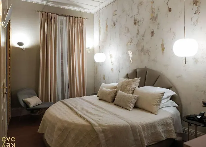 Castellano & Hotel 4*