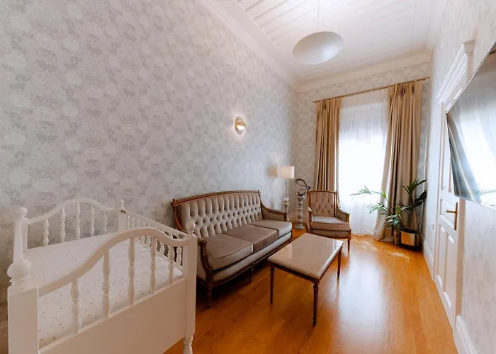 Castellano & Hotel 4*