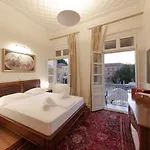 Castellano & Ξενοδοχείο 4*