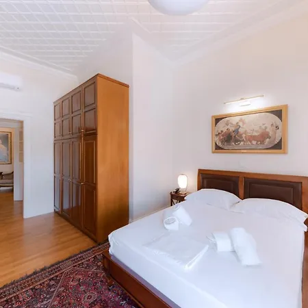 Hotel Castellano & Nafplio