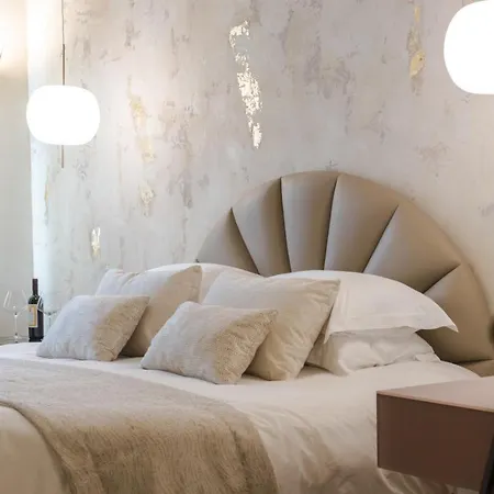 Otel Castellano & Anabolu