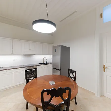 Hotel Castellano Hotel&suites