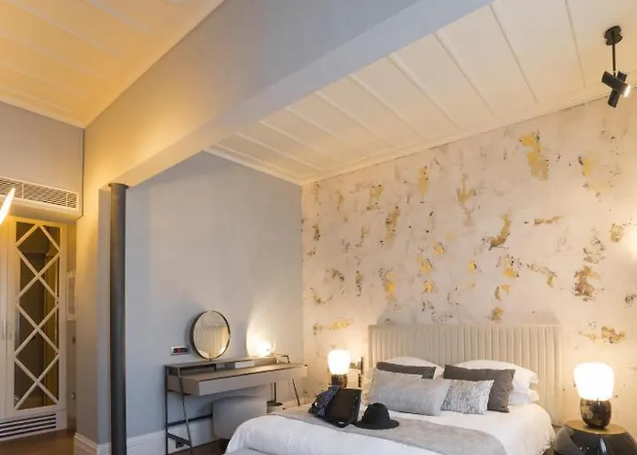 فندق Castellano & نافبليو